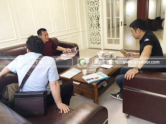 同舟共濟齊發展，千禧門業再會經銷商